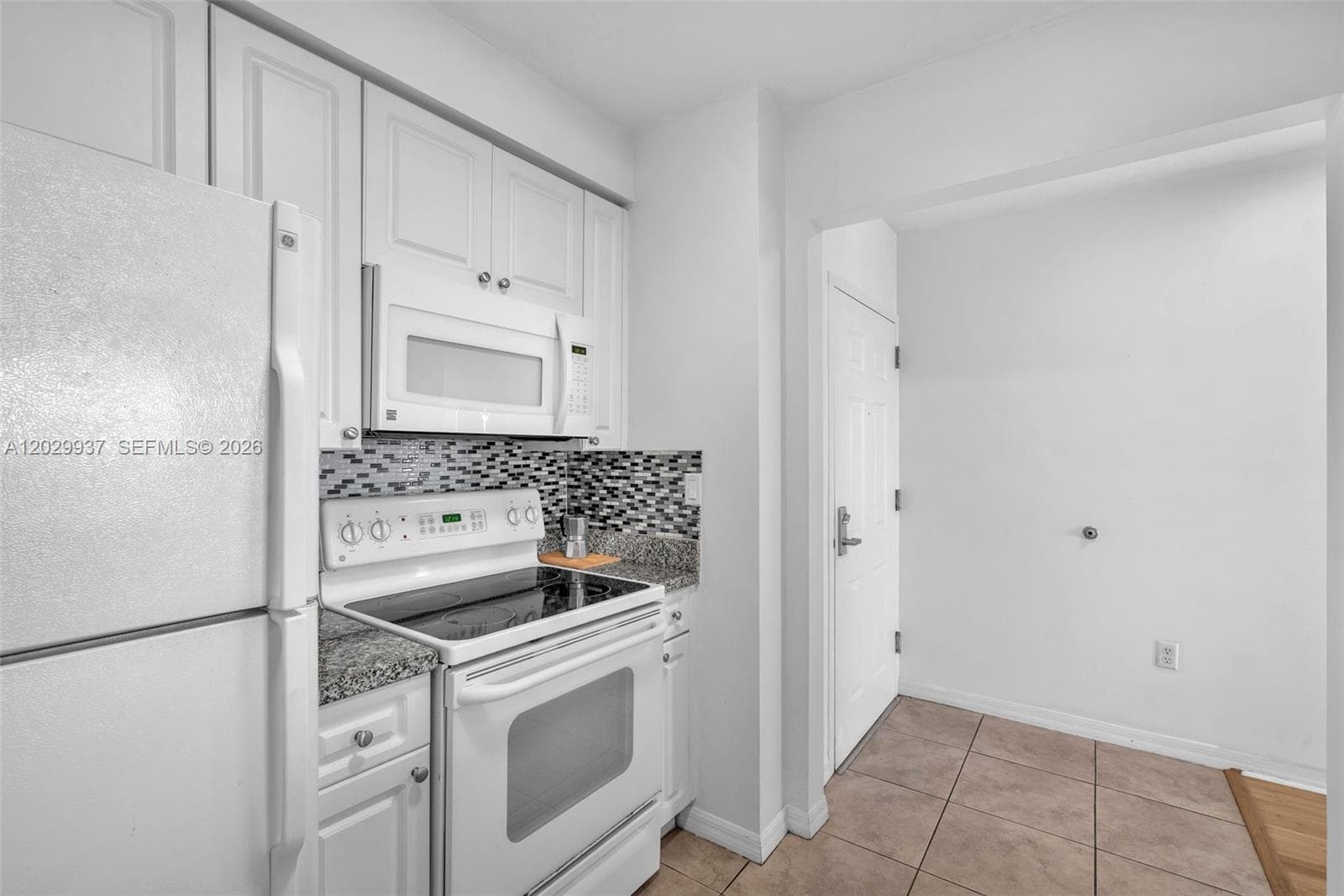 900 SW 8th St # 1103, Miami, FL 33130 — zdjęcie 5