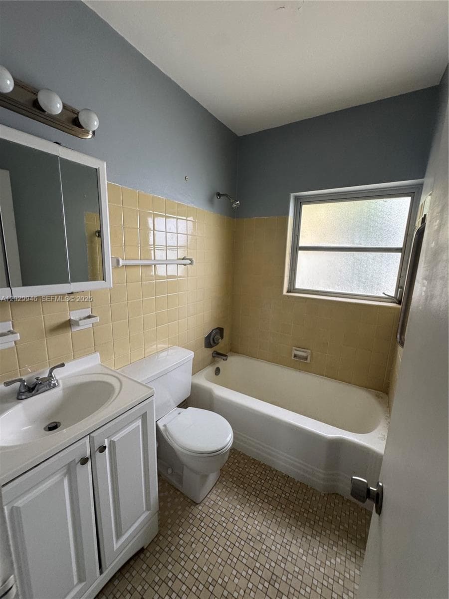 10281 E Bay Harbor Dr # D3, Bay Harbor Islands, FL 33154 — zdjęcie 5