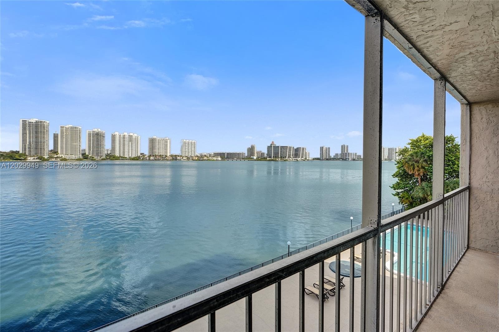 17500 N Bay Rd # S403, Sunny Isles Beach, FL 33160 — zdjęcie 2