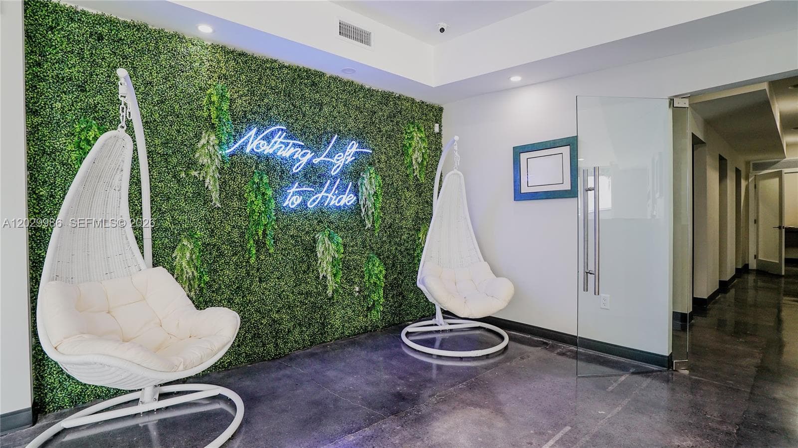 530 NW 54th St, Miami, FL 33127 — zdjęcie 2