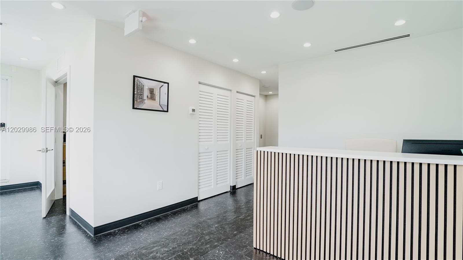 530 NW 54th St, Miami, FL 33127 — zdjęcie 5