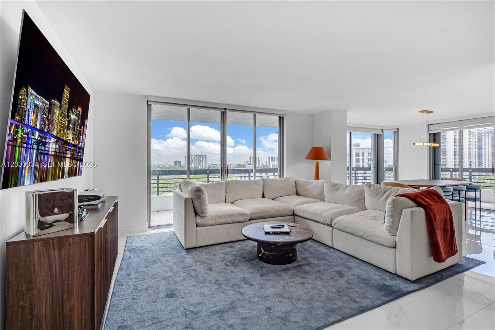 3500 Mystic Pointe Dr # 1205, Aventura, FL 33180 — zdjęcie 3