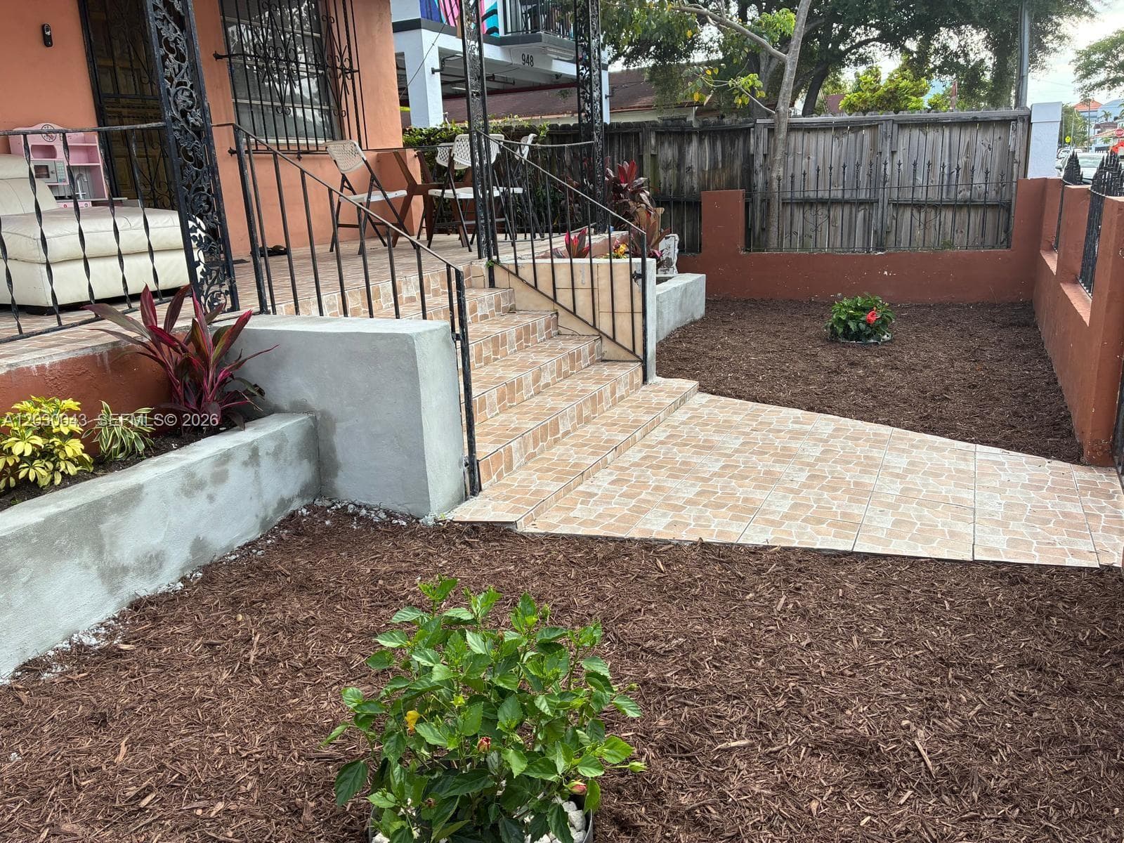 934 SW 3rd St, Miami, FL 33130 — zdjęcie 2