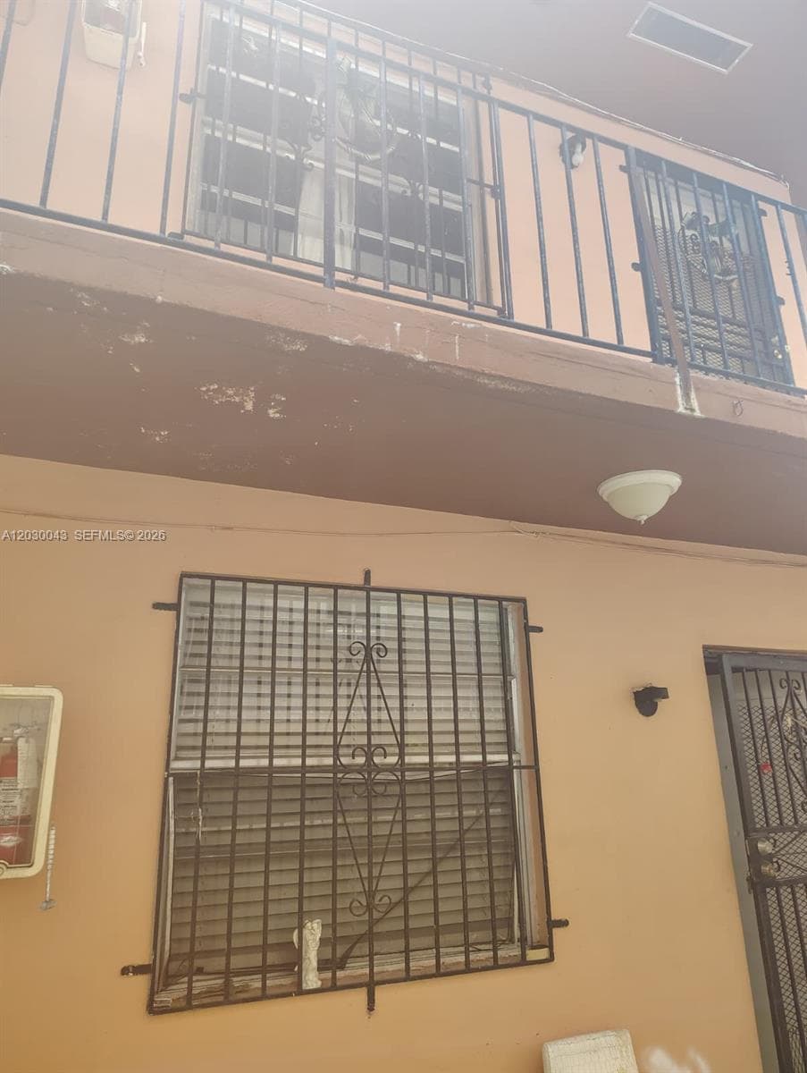934 SW 3rd St, Miami, FL 33130 — zdjęcie 5
