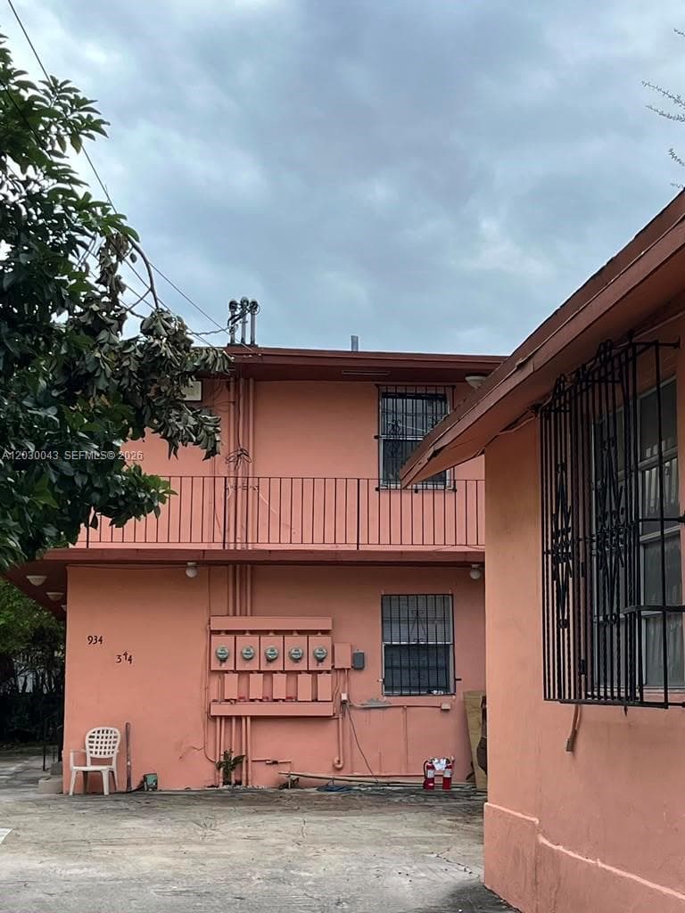 934 SW 3rd St, Miami, FL 33130 — zdjęcie 4