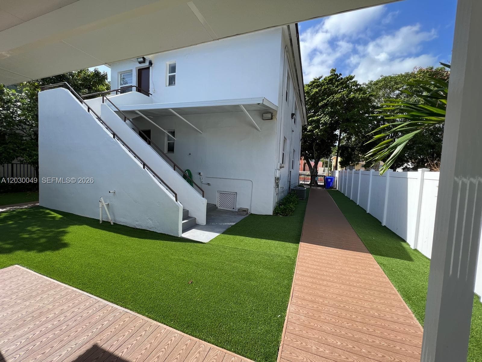 331 SW 11th Ave, Miami, FL 33130 — zdjęcie 3
