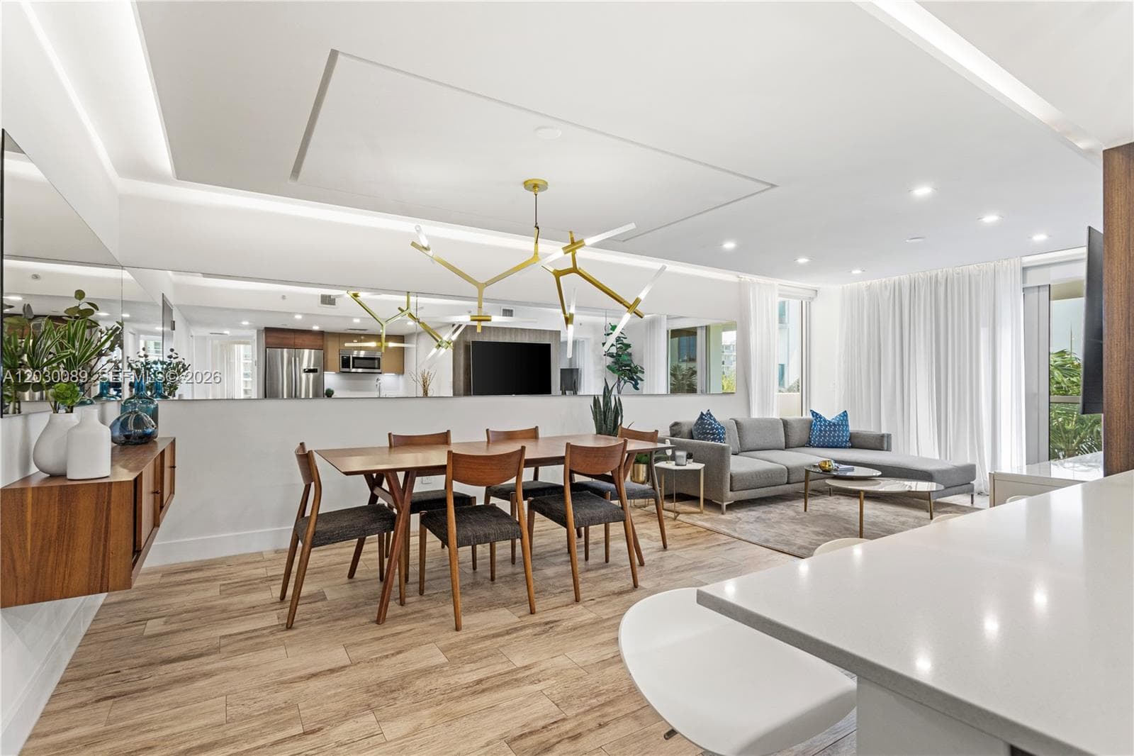 9261 E Bay Harbor Dr # 407, Bay Harbor Islands, FL 33154 — zdjęcie 2
