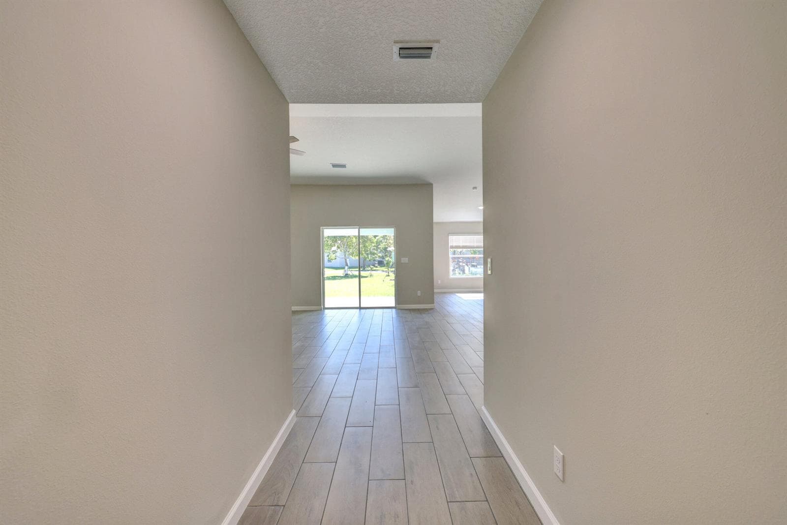 757 SW Sardinia Avenue, Port St. Lucie, FL 34953 — zdjęcie 4