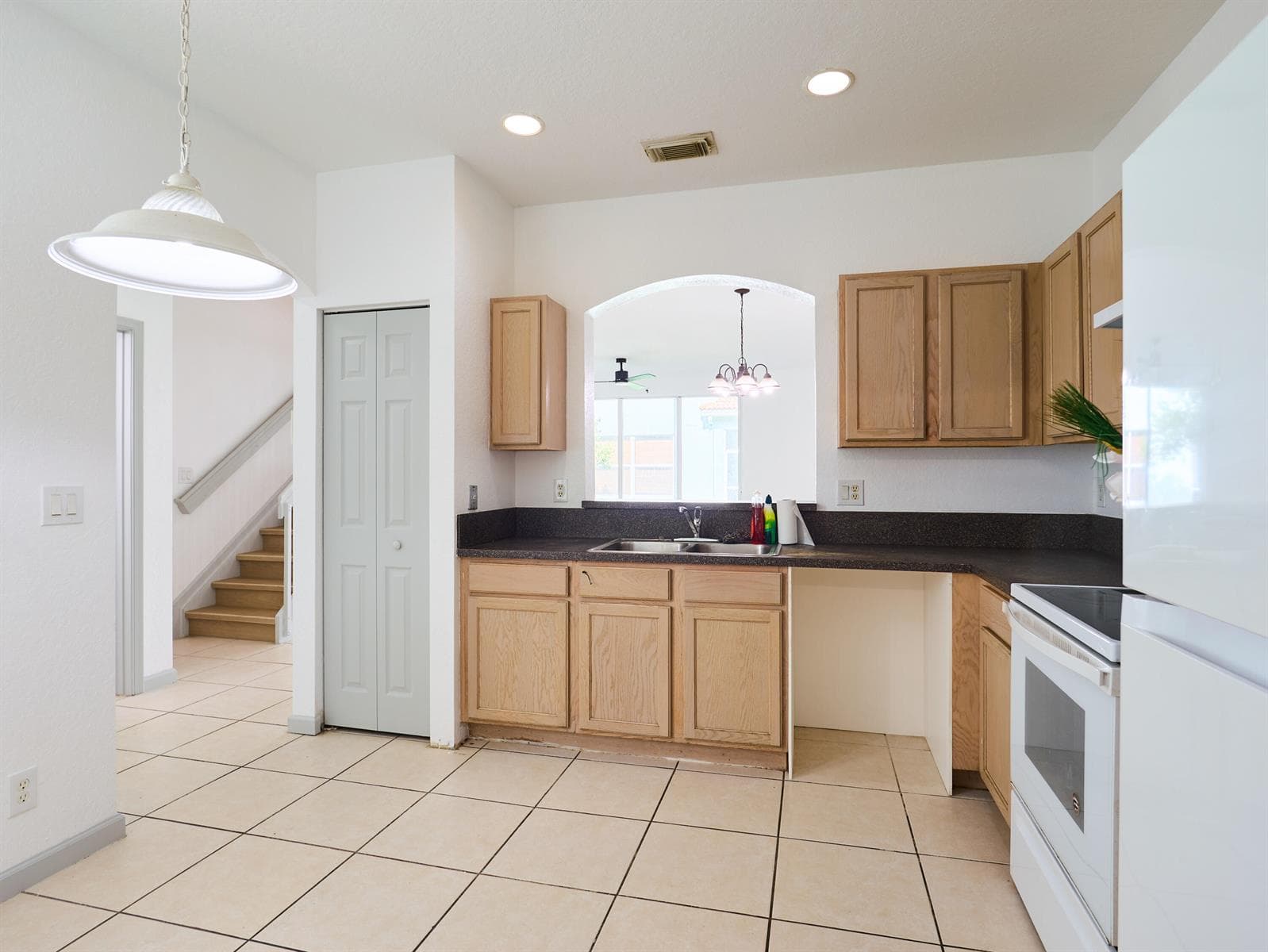 2052 Oakhurst Way, Riviera Beach, FL 33404 — zdjęcie 2