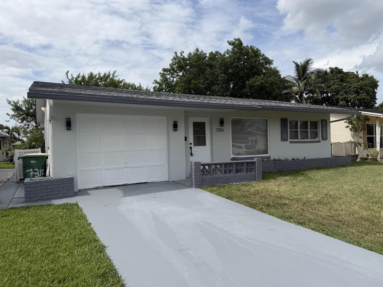 7315 NW 57th Place, Tamarac, FL 33321 — zdjęcie 2