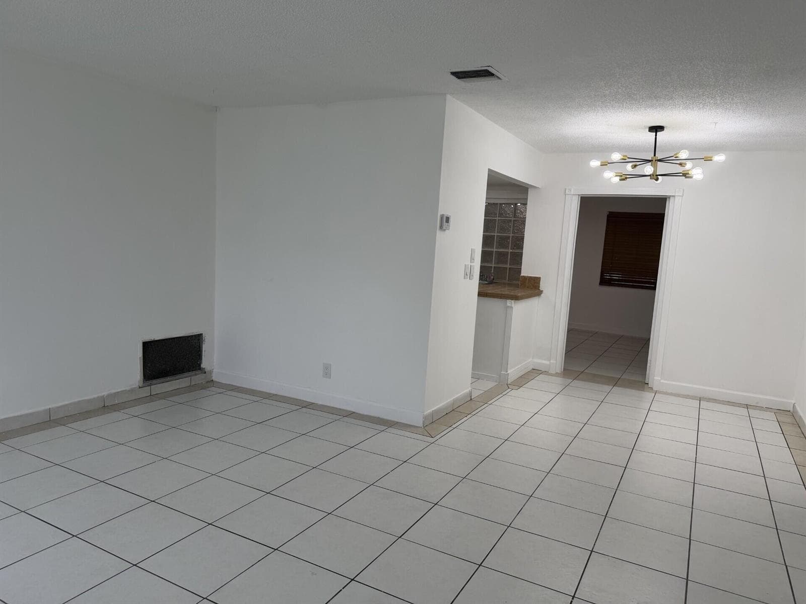 7315 NW 57th Place, Tamarac, FL 33321 — zdjęcie 5