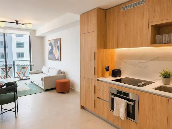 11 NE 6th St # 1212, Miami, FL 33132 — zdjęcie 5