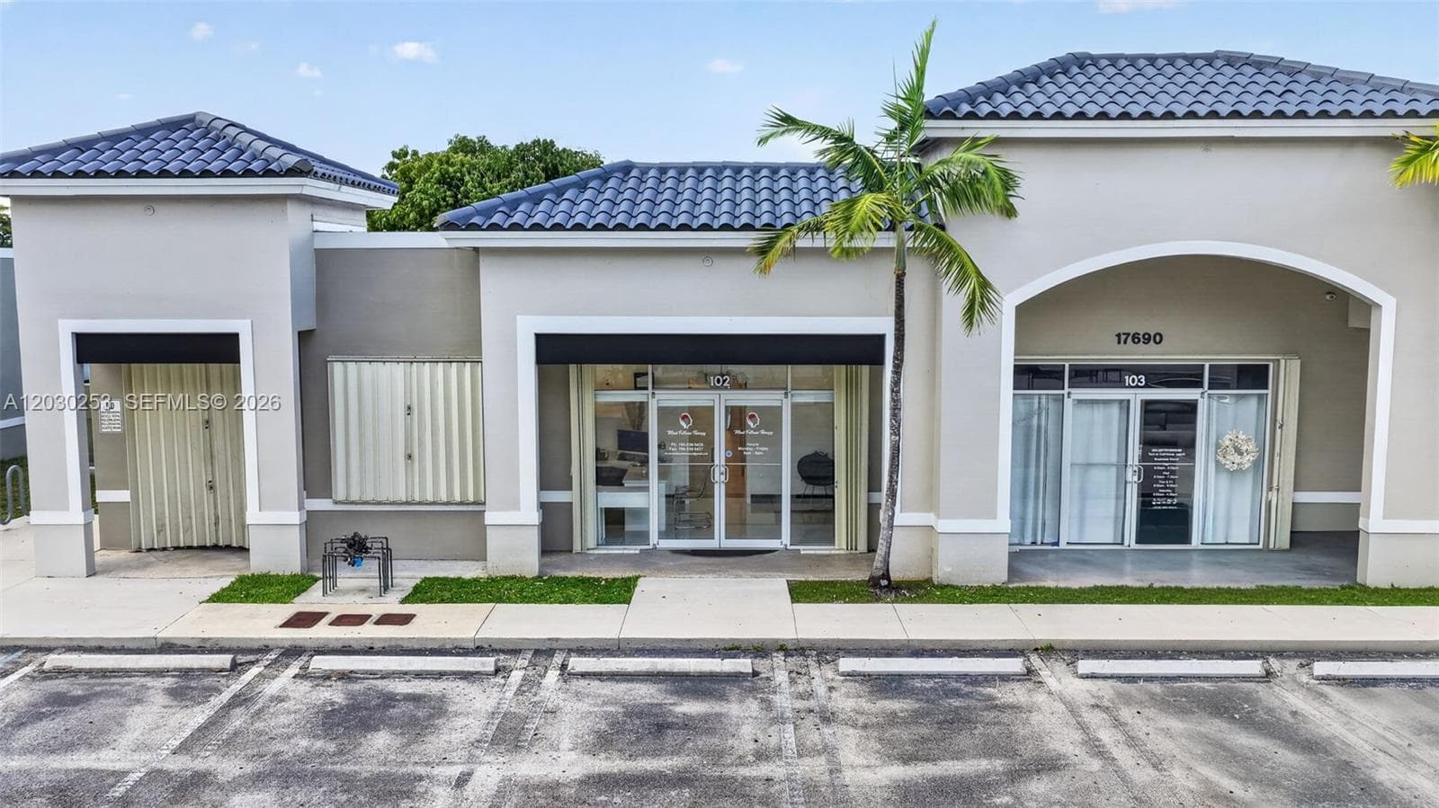 17690 NW 78th Ave, Hialeah, FL 33015 — zdjęcie 2