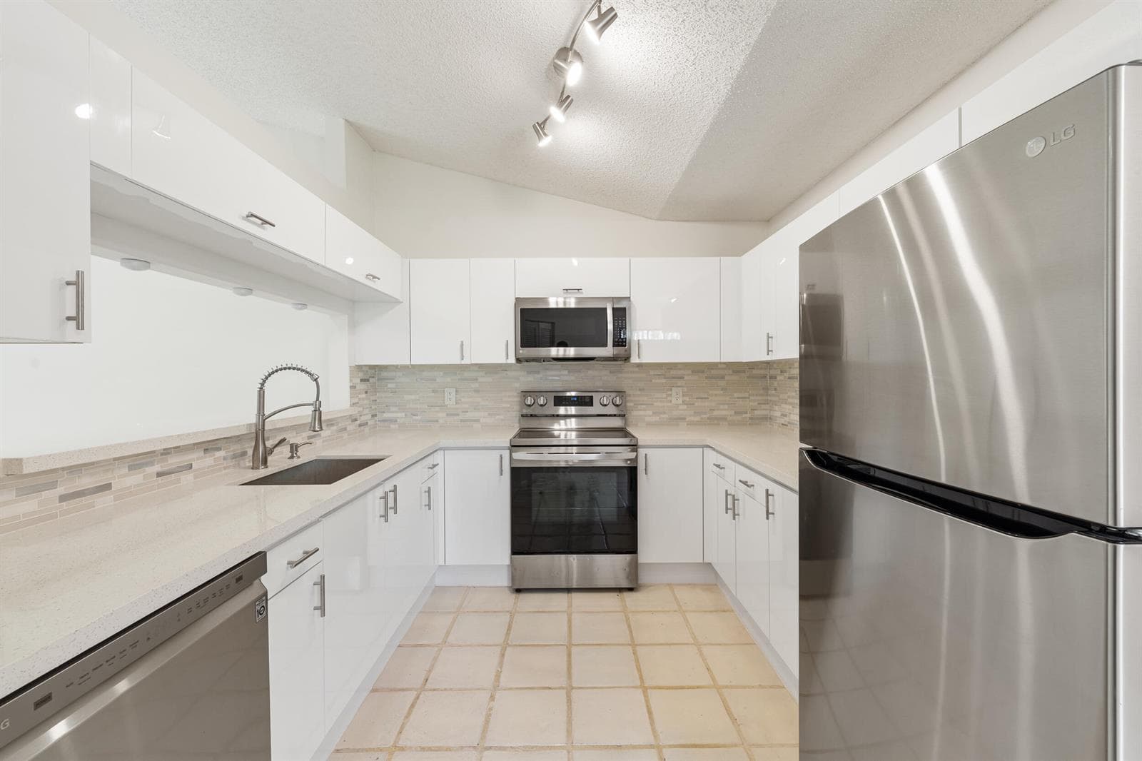 7219 Le Chalet Boulevard, Boynton Beach, FL 33472 — zdjęcie 2