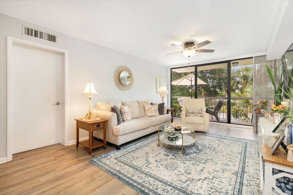 2401 Village Boulevard # 305, West Palm Beach, FL 33409 — zdjęcie 5