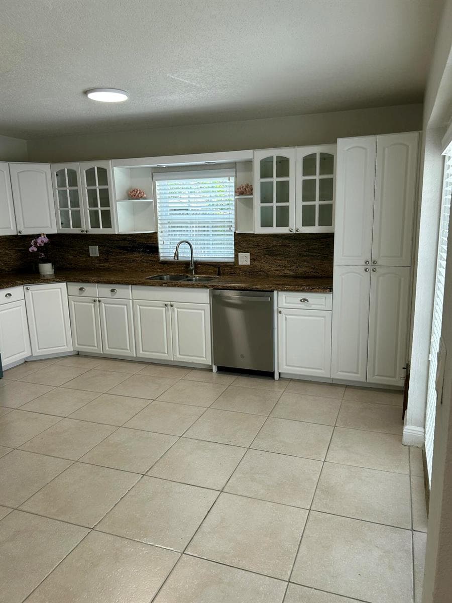 61 NW 47th Street, Oakland Park, FL 33309 — zdjęcie 4