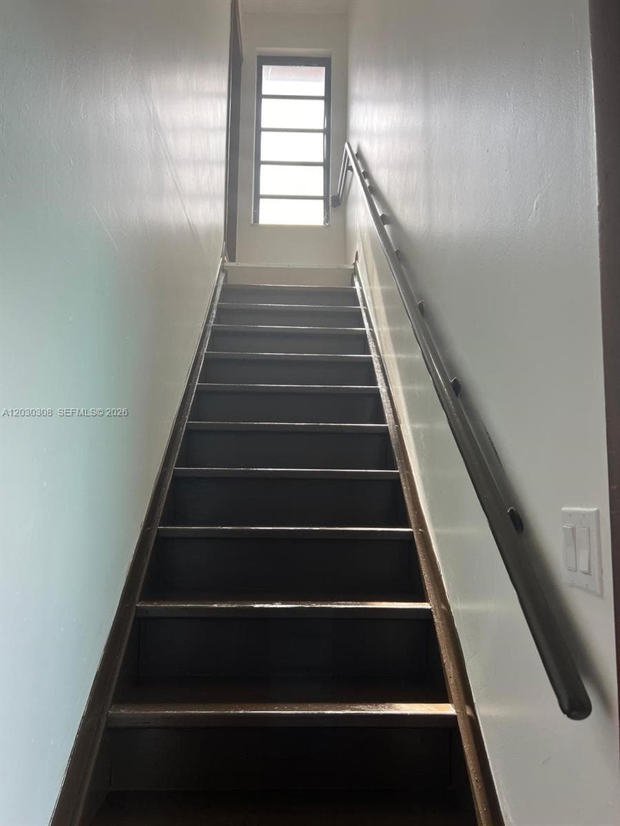 321 SW 71st Ave # 2, Miami, FL 33144 — zdjęcie 2