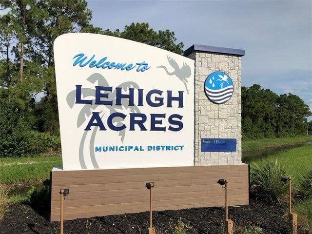 1248 Cordoba Street E, Lehigh Acres, FL 33974 — zdjęcie 3