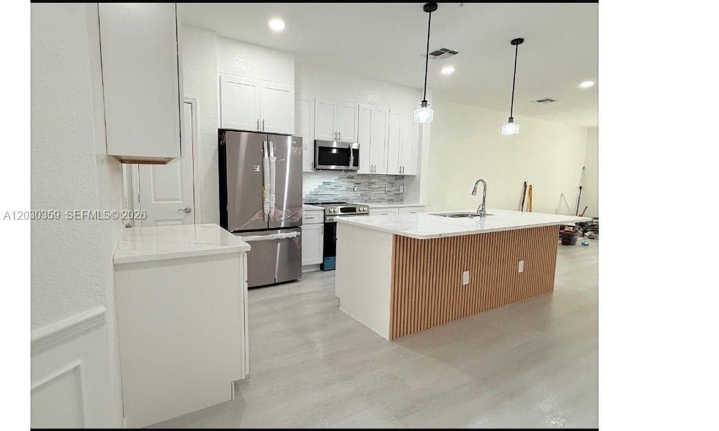 6388 Castelven # 104, Other City - In The State Of Florida, FL 32835 — zdjęcie 2
