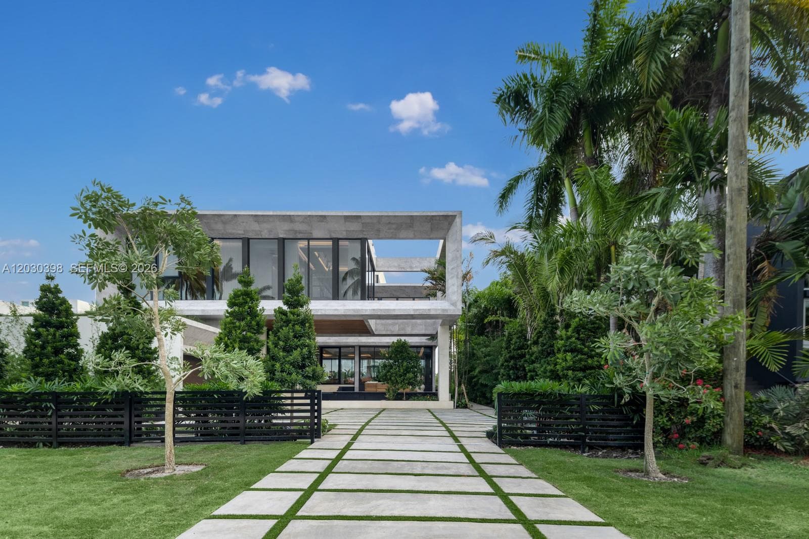 360 S Hibiscus Drive, Miami Beach, FL 33139 — zdjęcie 2