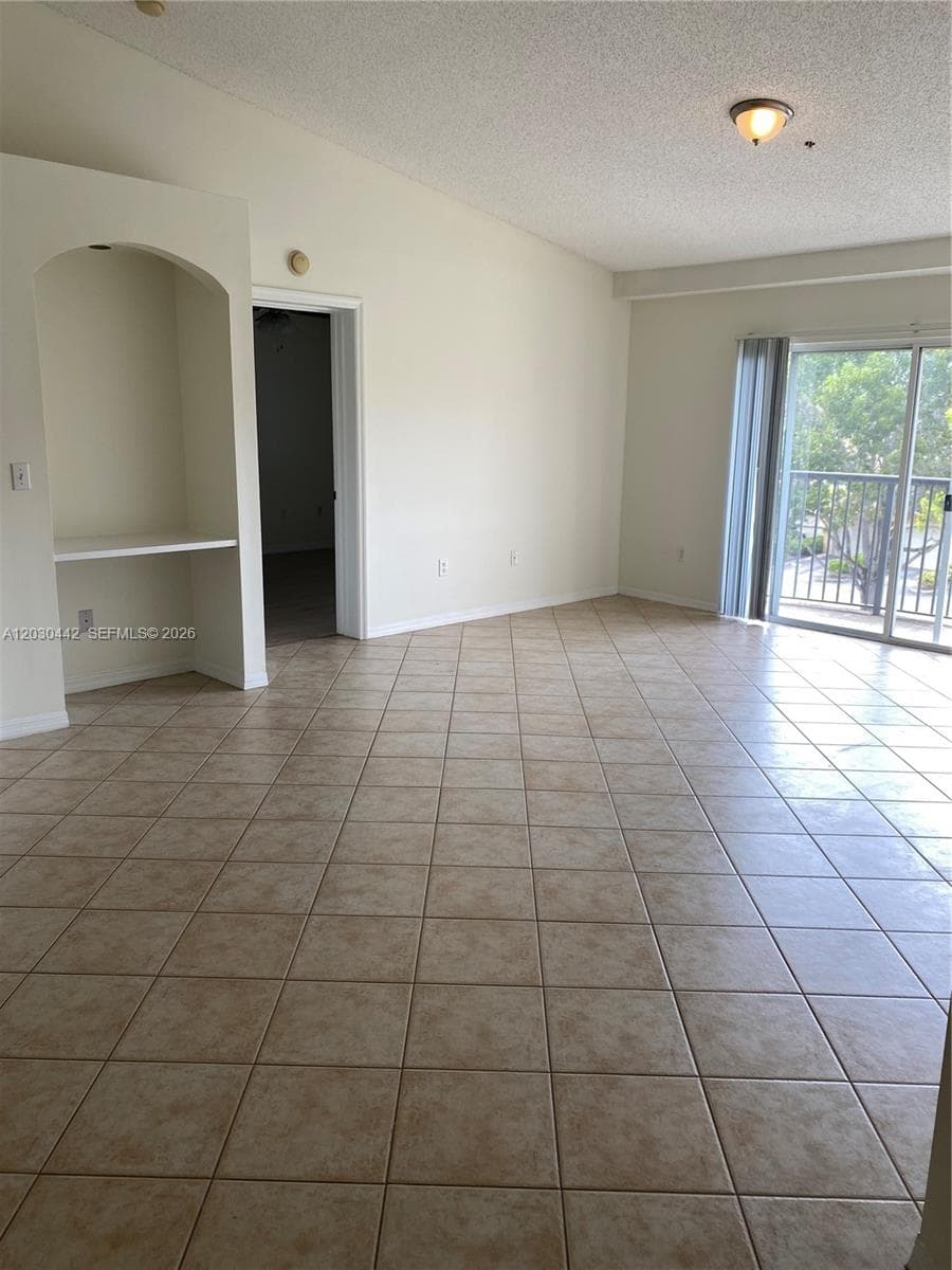 300 N Crestwood Ct N # 310, Royal Palm Beach, FL 33411 — zdjęcie 5