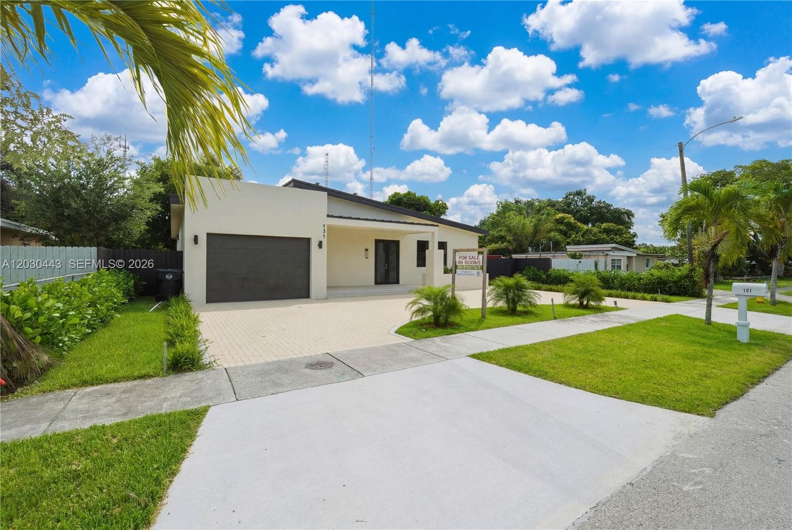 131 Miami Gardens Rd, West Park, FL 33023 — zdjęcie 3