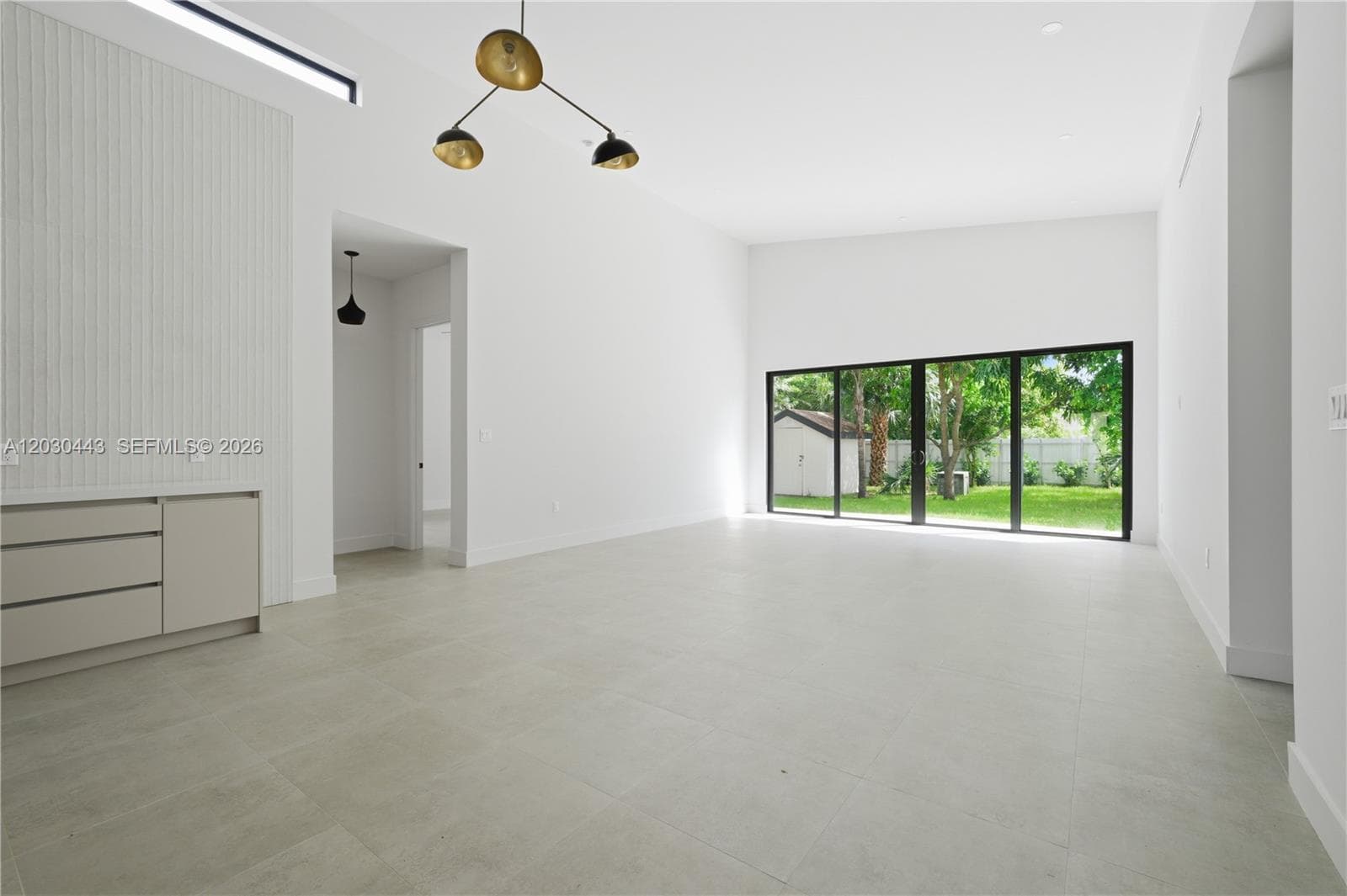 131 Miami Gardens Rd, West Park, FL 33023 — zdjęcie 4