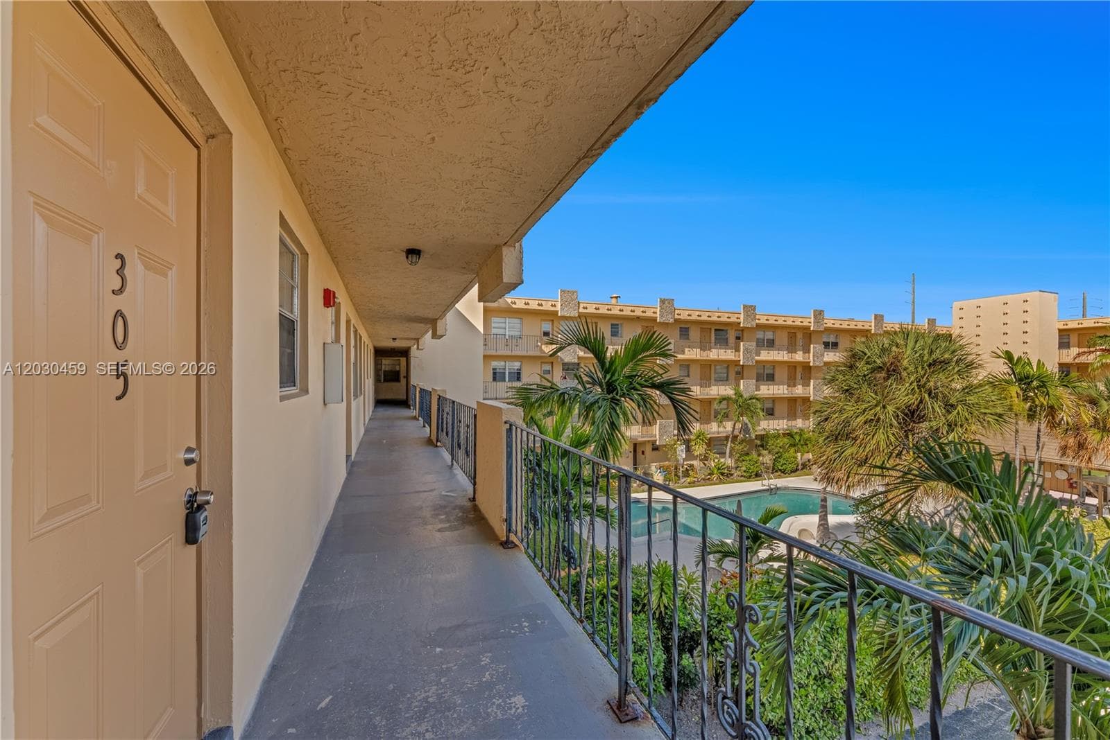 2145 Pierce St # 305, Hollywood, FL 33020 — zdjęcie 2