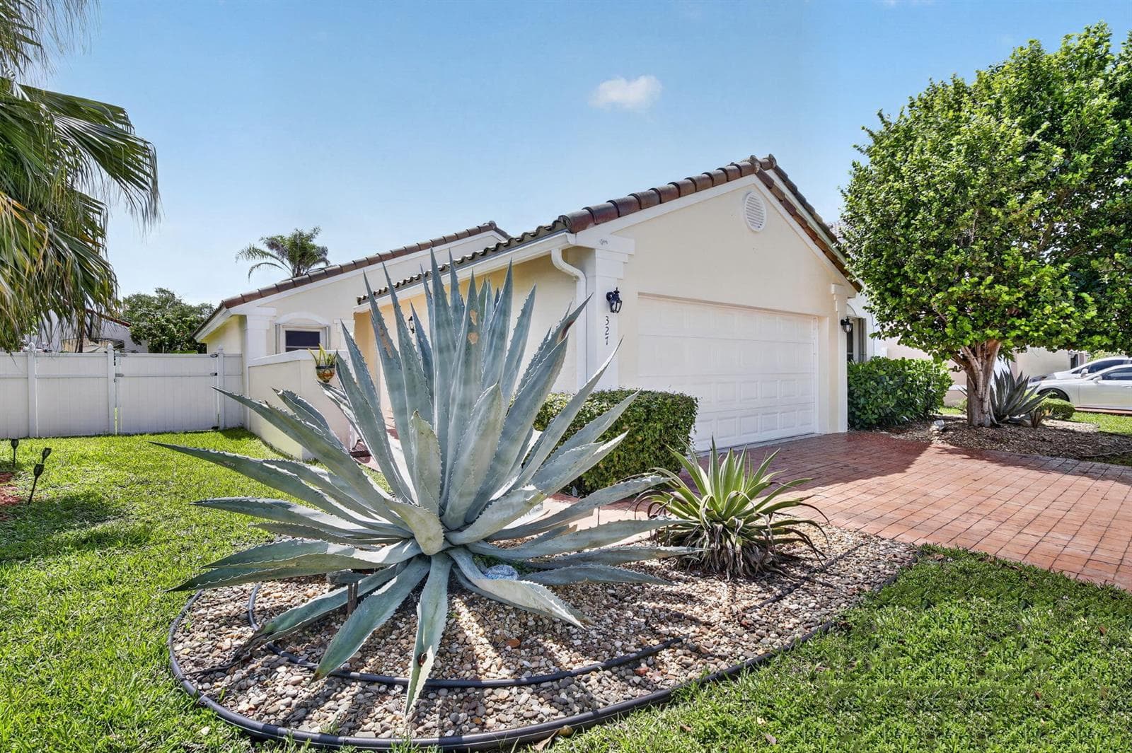 327 SW 191st Terrace, Pembroke Pines, FL 33029 — zdjęcie 3