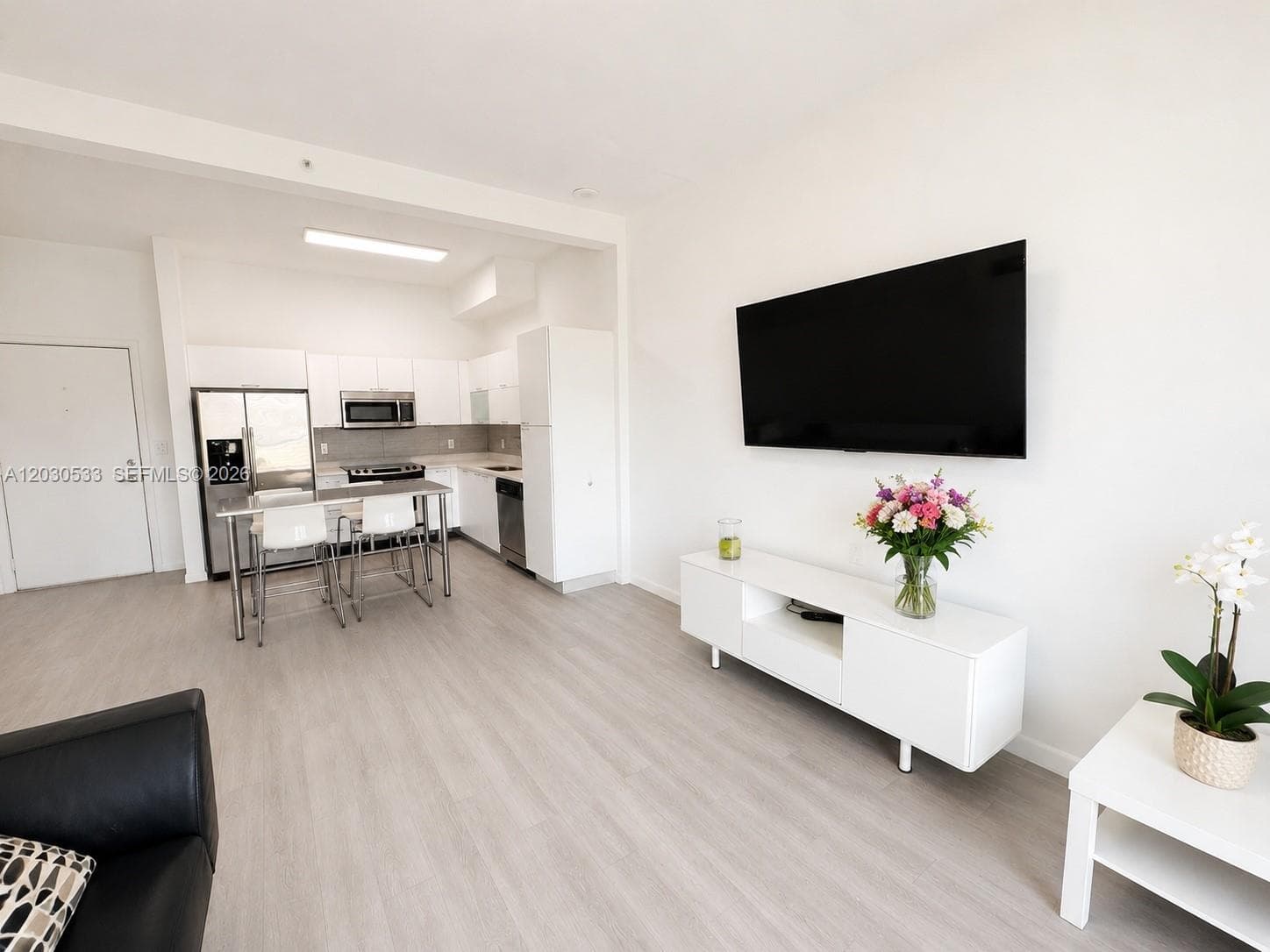 234 NE 3rd St # 905, Miami, FL 33132 — zdjęcie 2