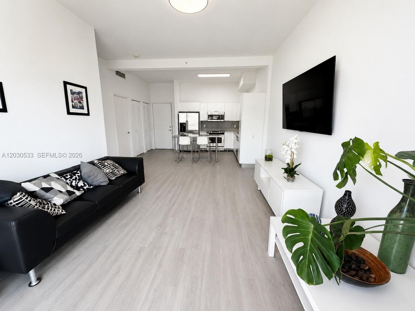 234 NE 3rd St # 905, Miami, FL 33132 — zdjęcie 3