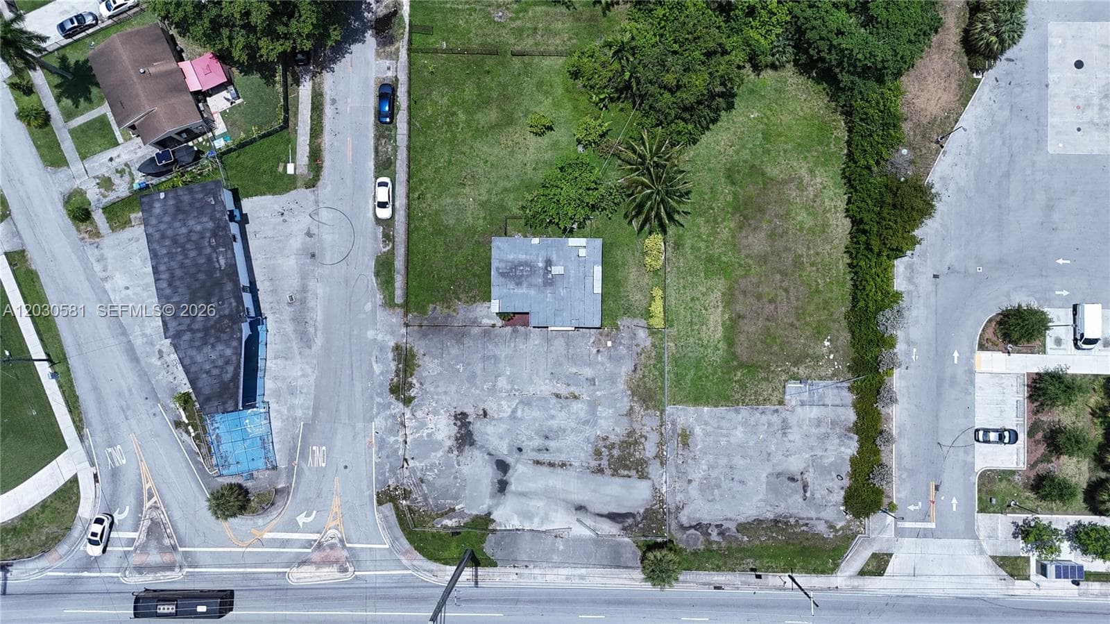 1550 NW 95th St, Miami, FL 33147 — zdjęcie 3
