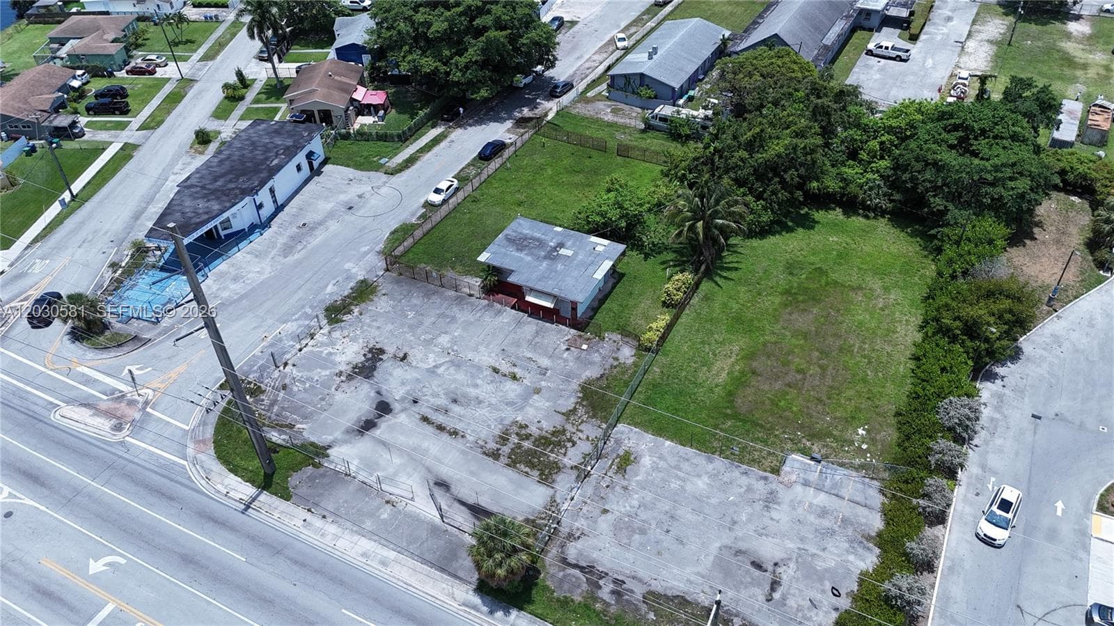 1550 NW 95th St, Miami, FL 33147 — zdjęcie 5