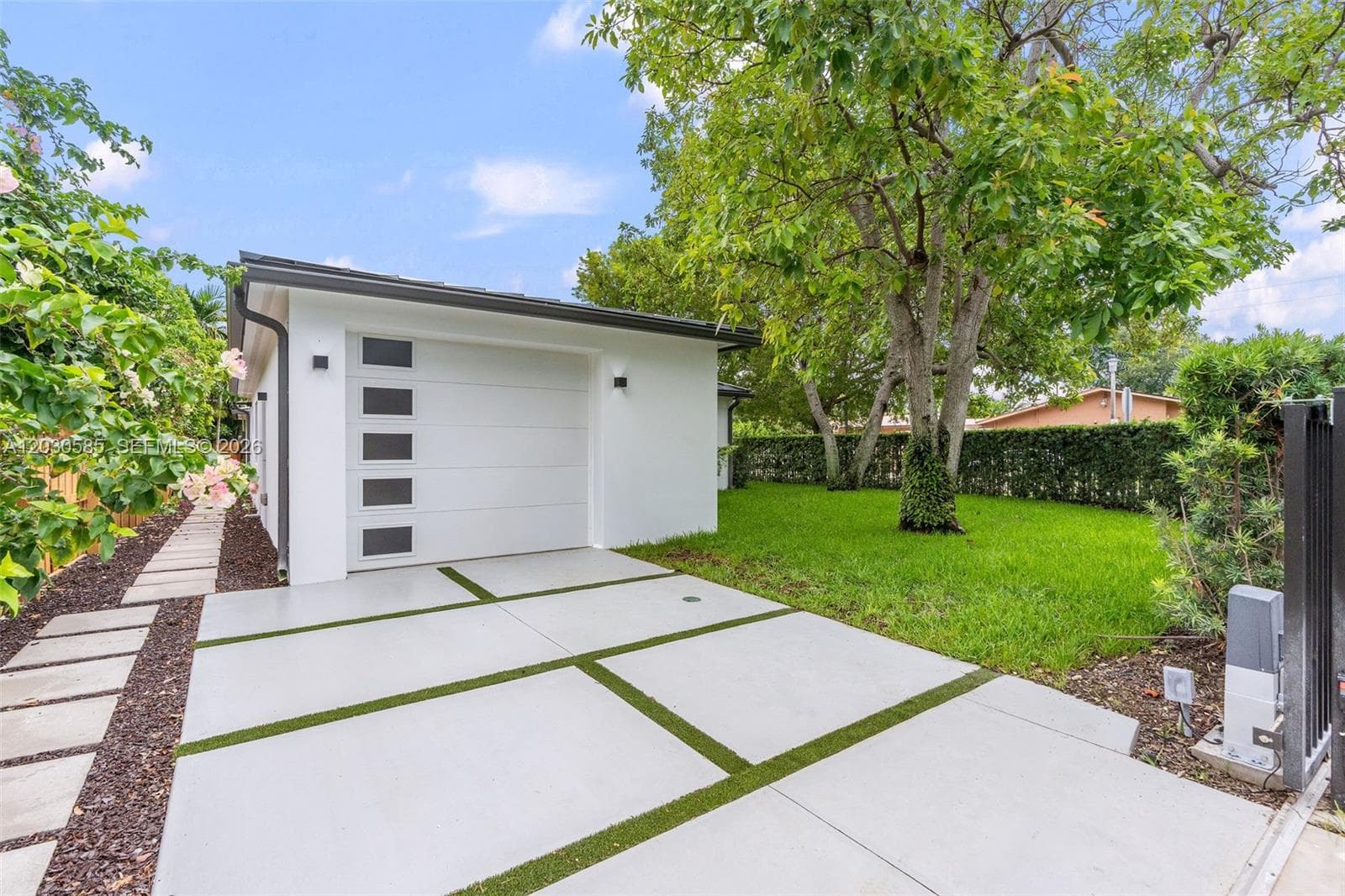 2286 SW 21st Ave, Miami, FL 33145 — zdjęcie 3