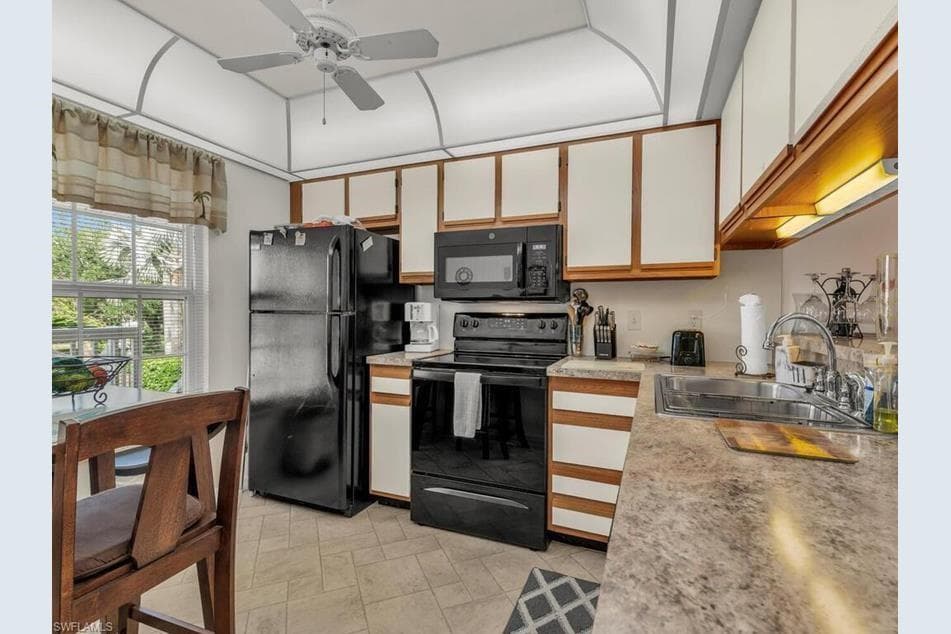 850 Elkhorn Court # 224, Marco Island, FL 34145 — zdjęcie 4