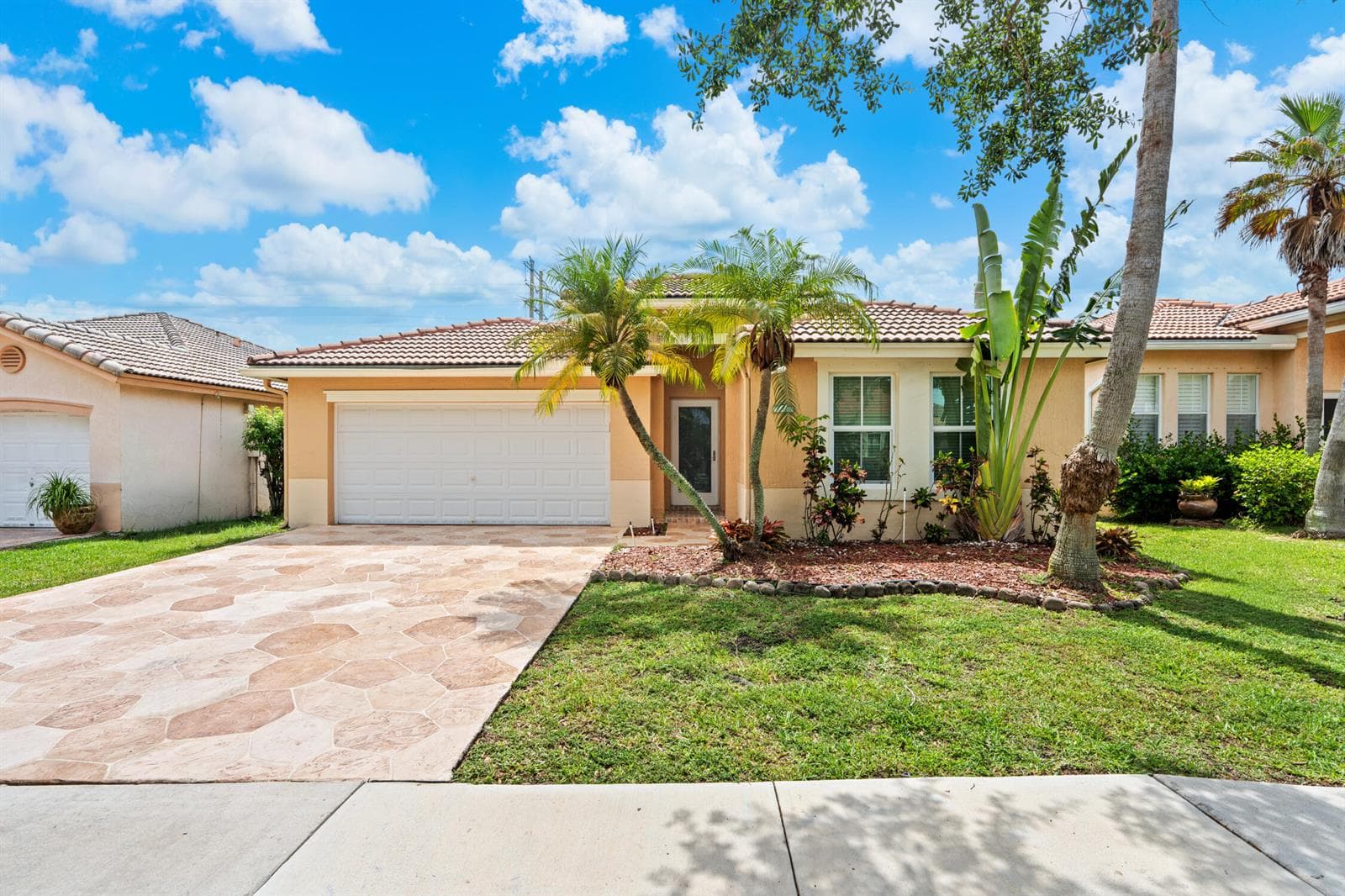 376 E Royal Cove Circle, Davie, FL 33325 — zdjęcie 3