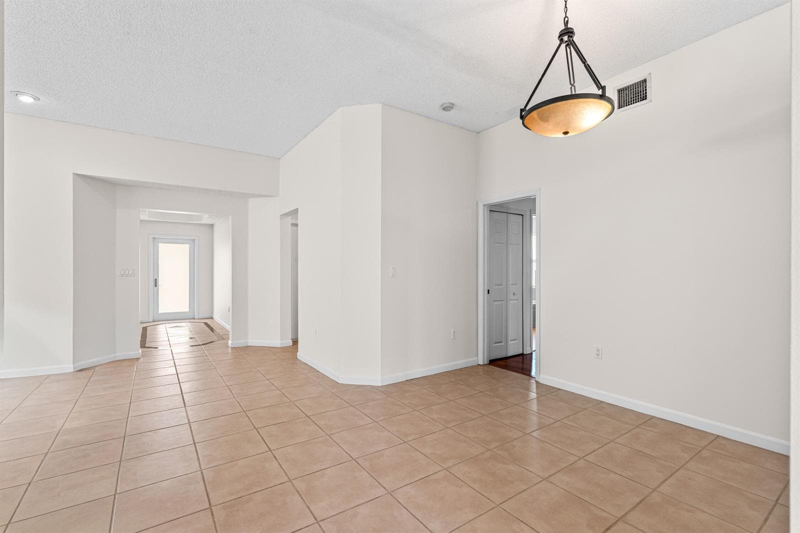 376 E Royal Cove Circle, Davie, FL 33325 — zdjęcie 4
