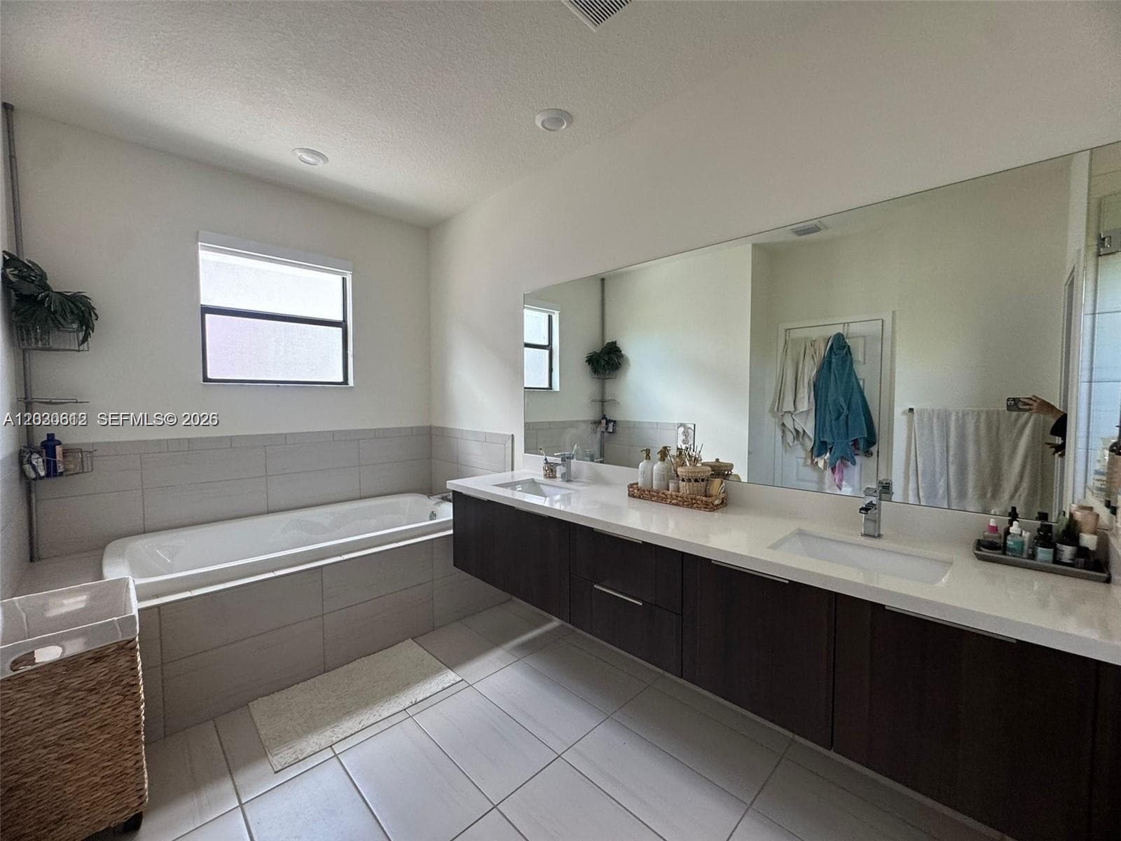 10240 NW 76th Ter, Doral, FL 33178 — zdjęcie 4