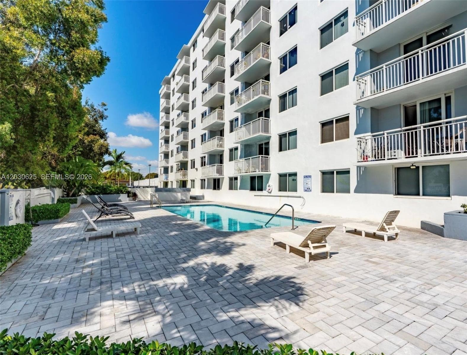 1251 NE 108th St # 409, Miami, FL 33161 — zdjęcie 3
