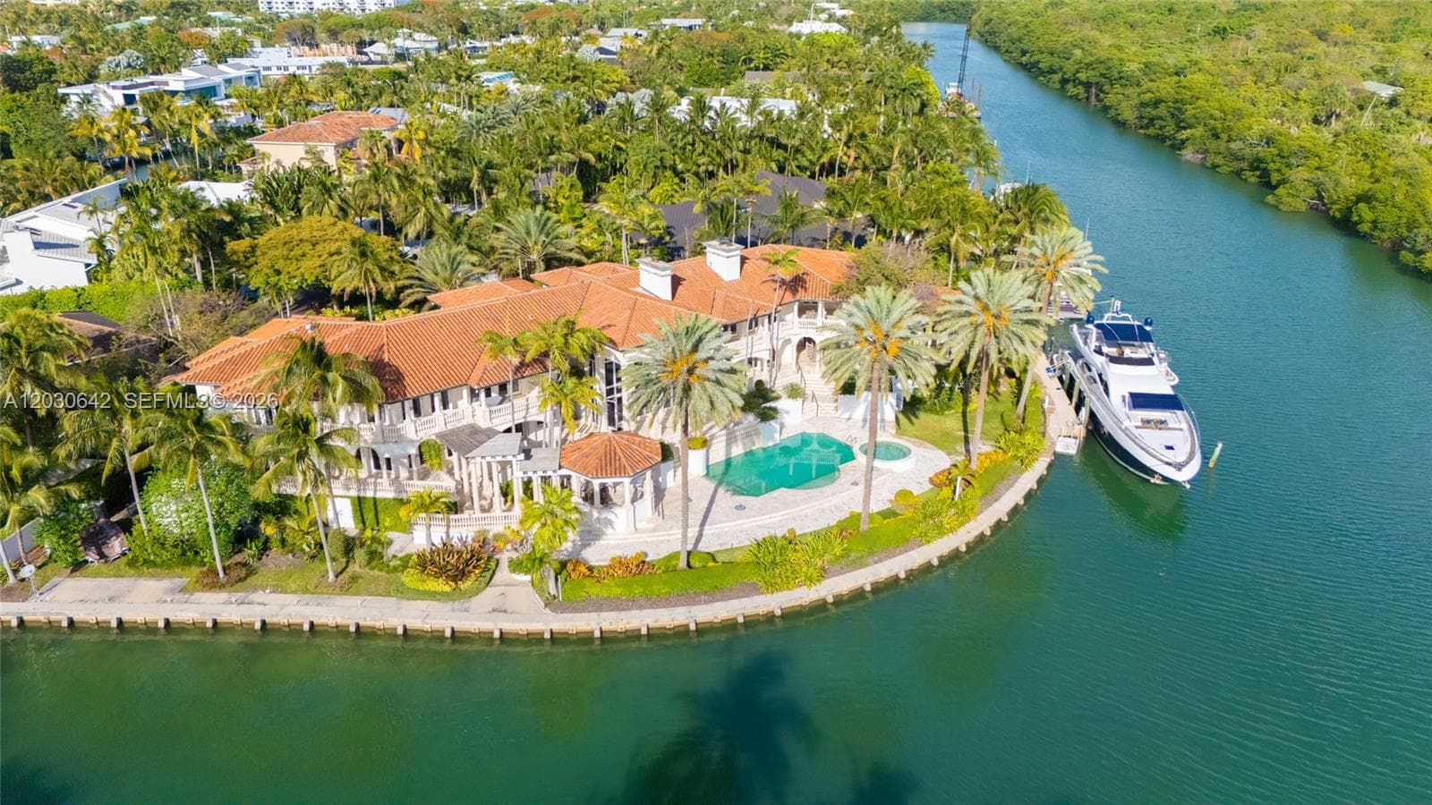 260 Cape Florida Dr, Key Biscayne, FL 33149 — zdjęcie 4