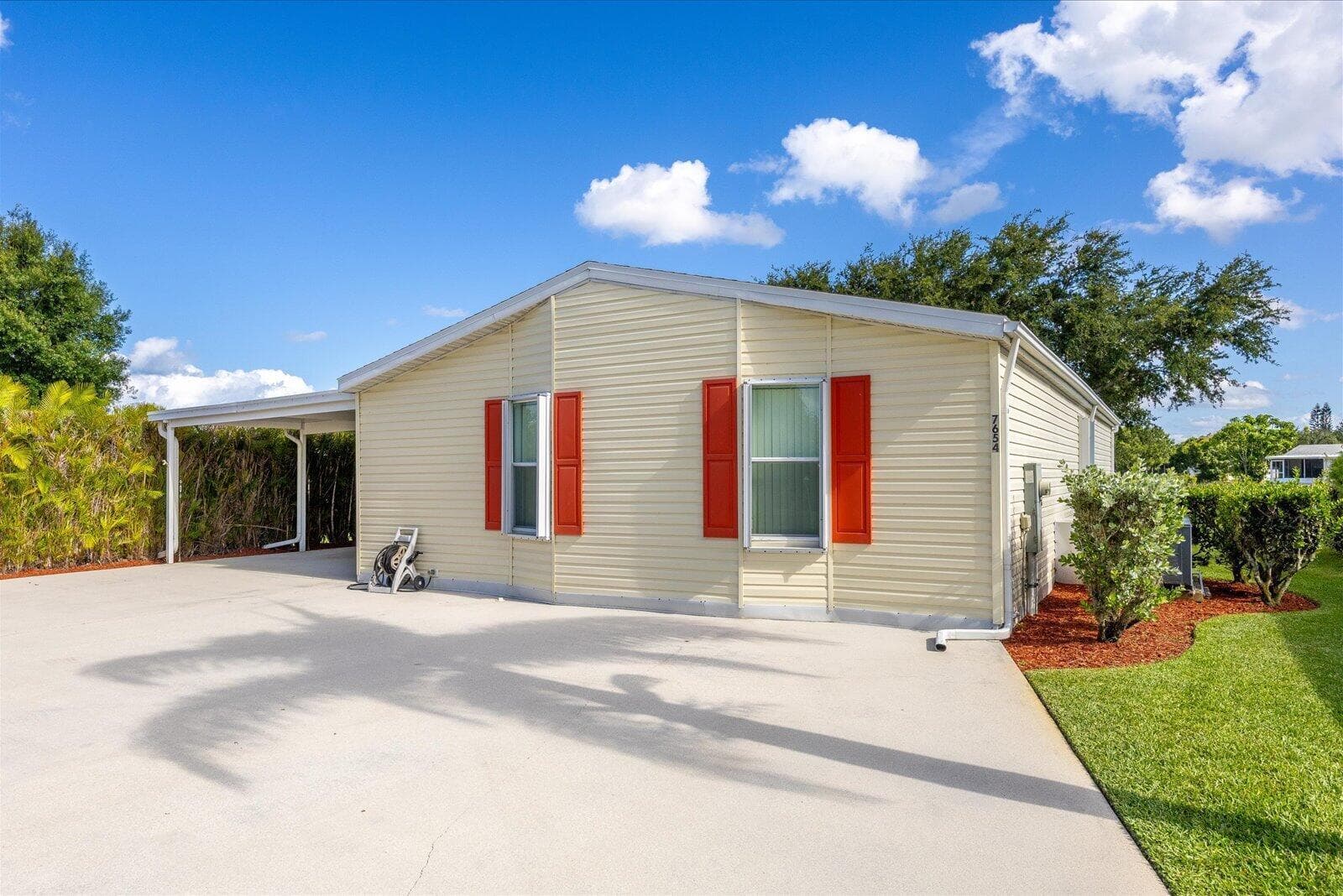 7654 Red Crossbill Court, Port St. Lucie, FL 34952 — zdjęcie 3