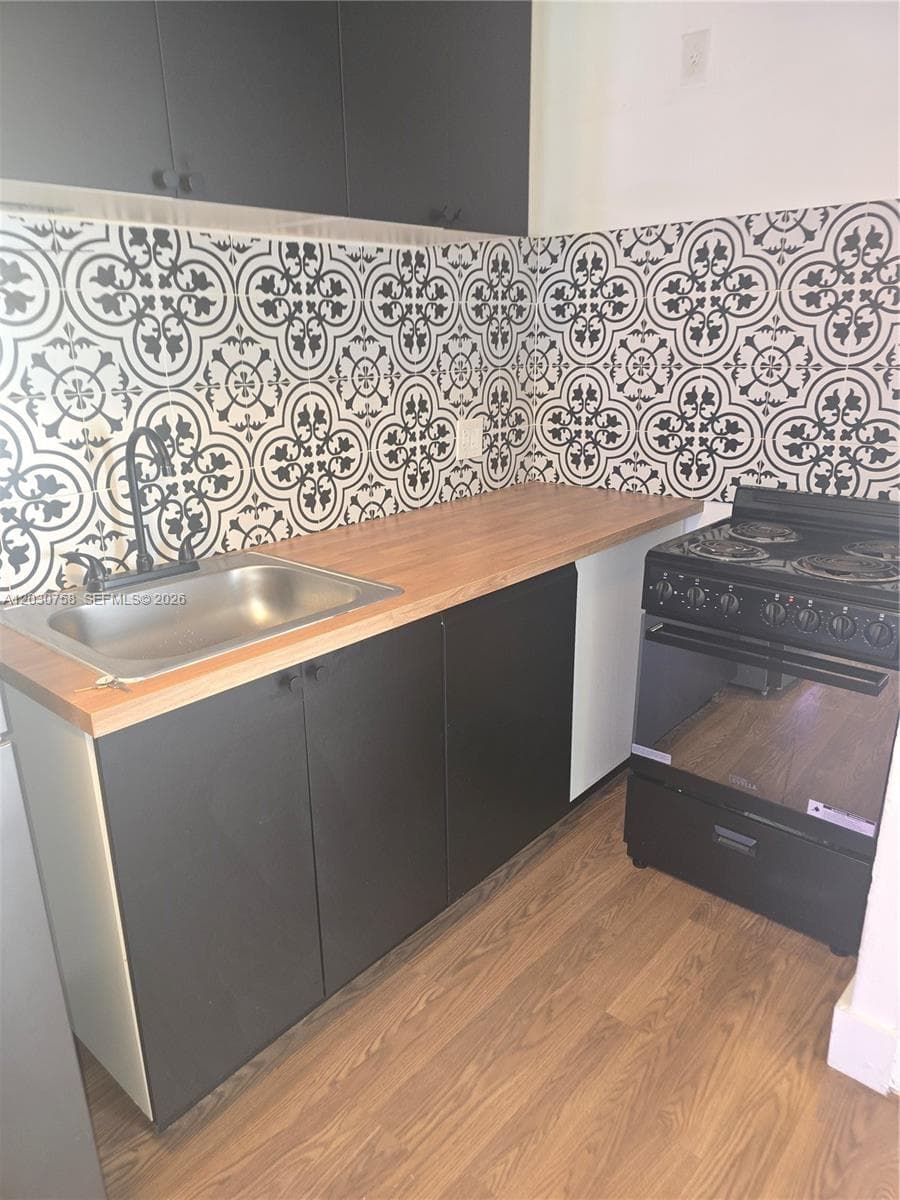 66 W 13th St # 3, Hialeah, FL 33010 — zdjęcie 2