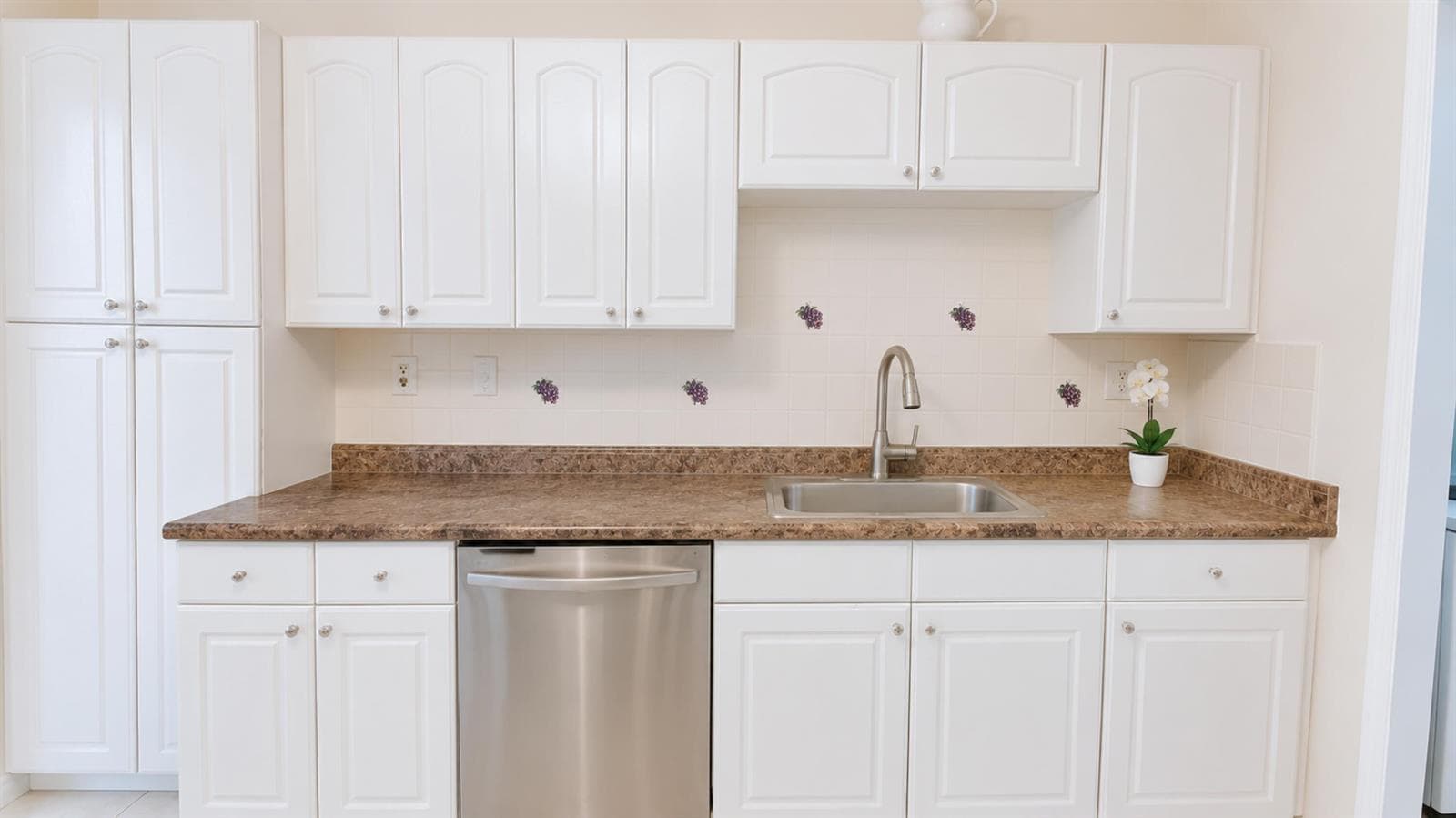 3450 Blue Lake Drive # 204, Pompano Beach, FL 33064 — zdjęcie 2