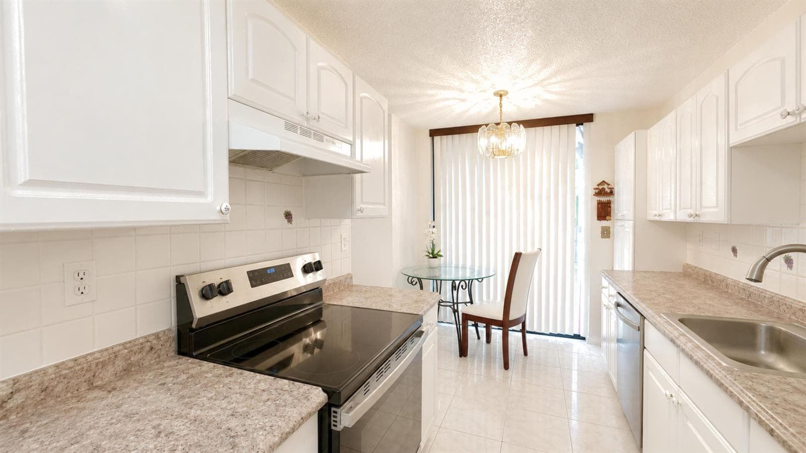 3450 Blue Lake Drive # 204, Pompano Beach, FL 33064 — zdjęcie 4