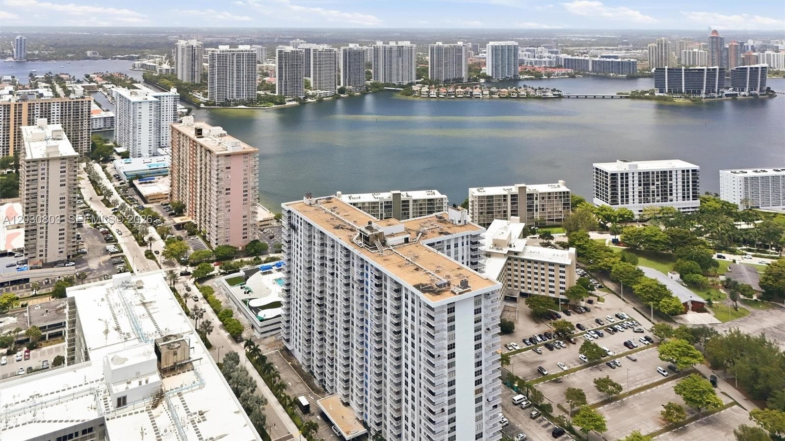 231 174th St # 901, Sunny Isles Beach, FL 33160 — zdjęcie 3