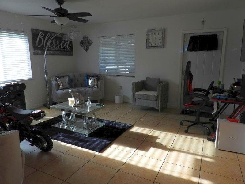 2764 NW 1st Court, Pompano Beach, FL 33069 — zdjęcie 2