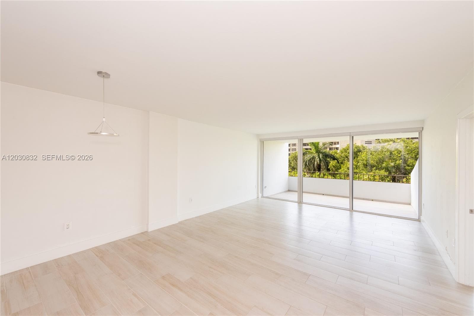 155 Ocean Lane Dr # 403, Key Biscayne, FL 33149 — zdjęcie 2