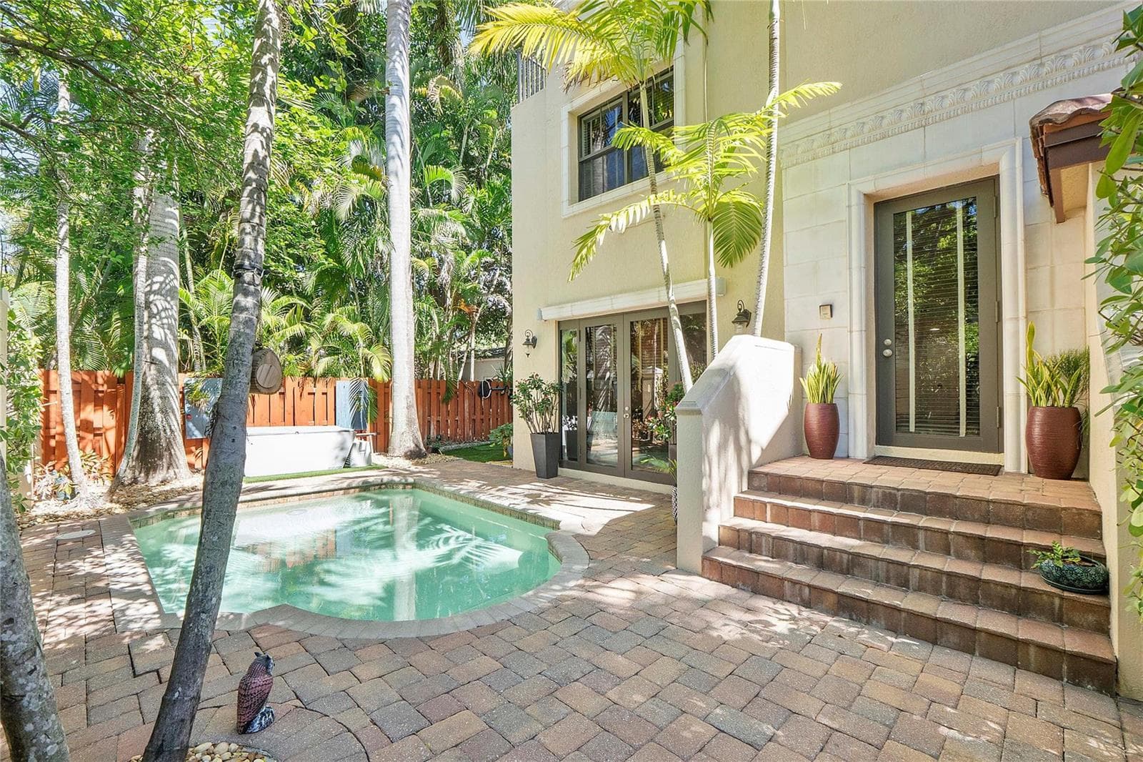 430 NE 7th Avenue # 430, Fort Lauderdale, FL 33301 — zdjęcie 2