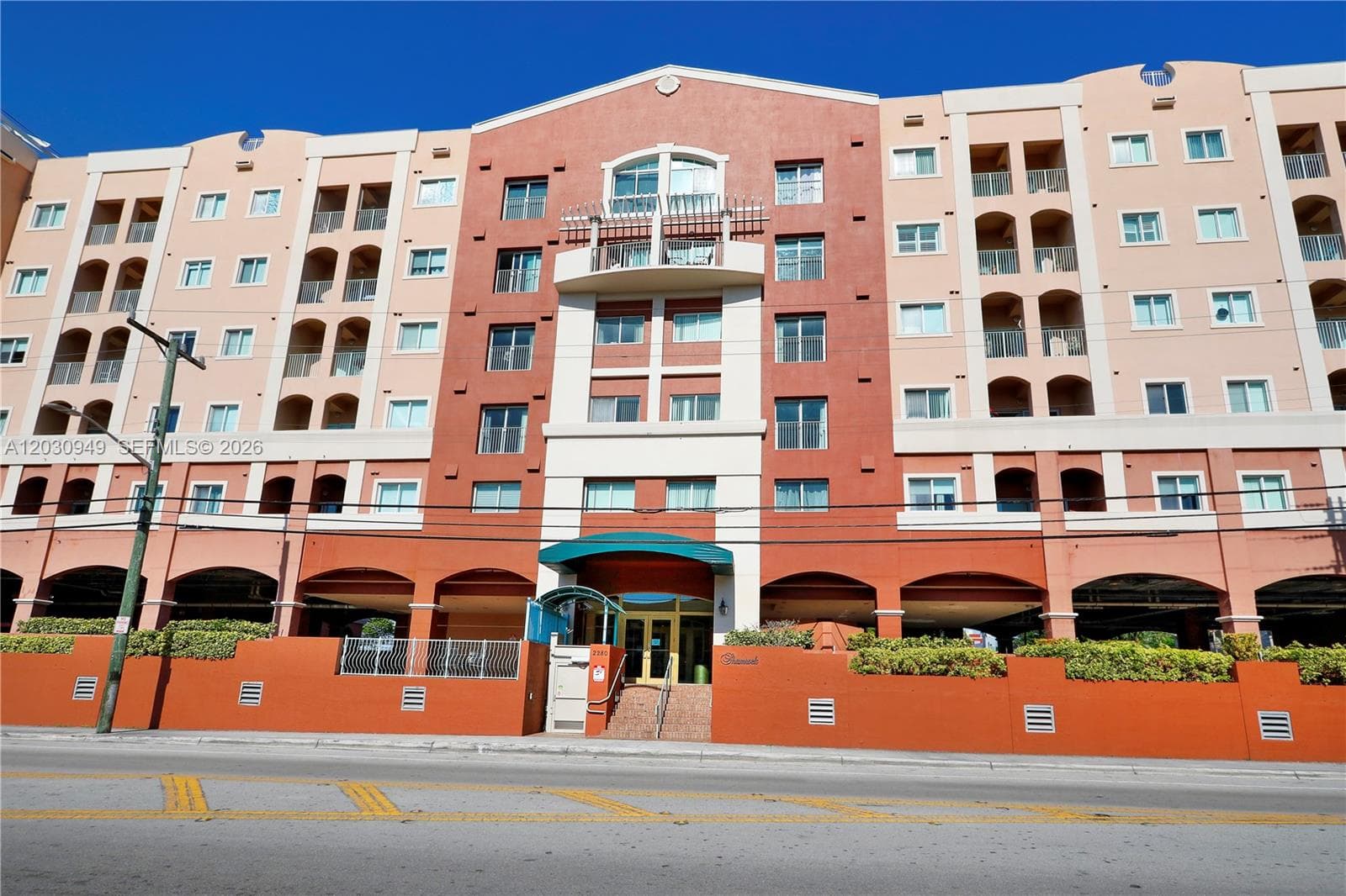 2280 SW 32nd Ave # 605, Miami, FL 33145 — zdjęcie 2
