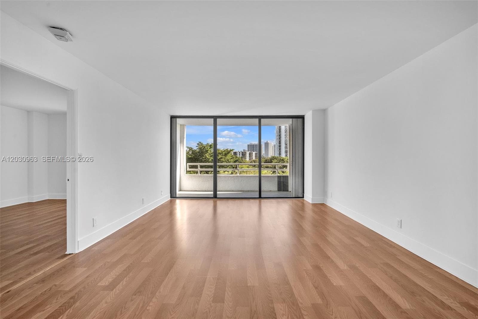 20355 NE 34th Ct # 421, Aventura, FL 33180 — zdjęcie 3